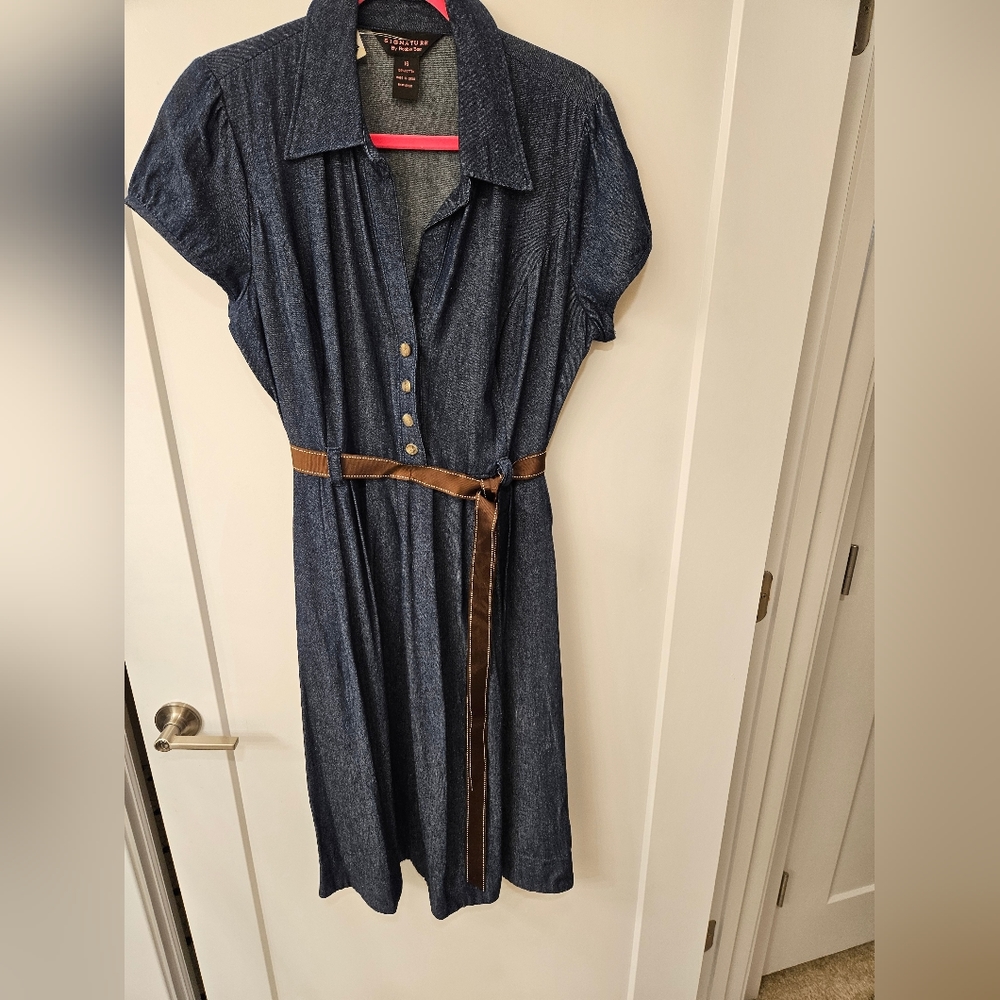 NWT - Signature Robbie Bee Jeans Dress - Size 16